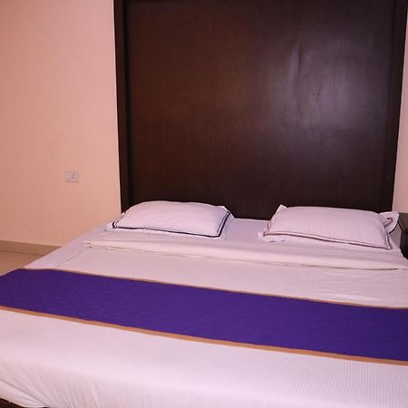 Smilestay Bns Lodge Bangalore Exteriör bild