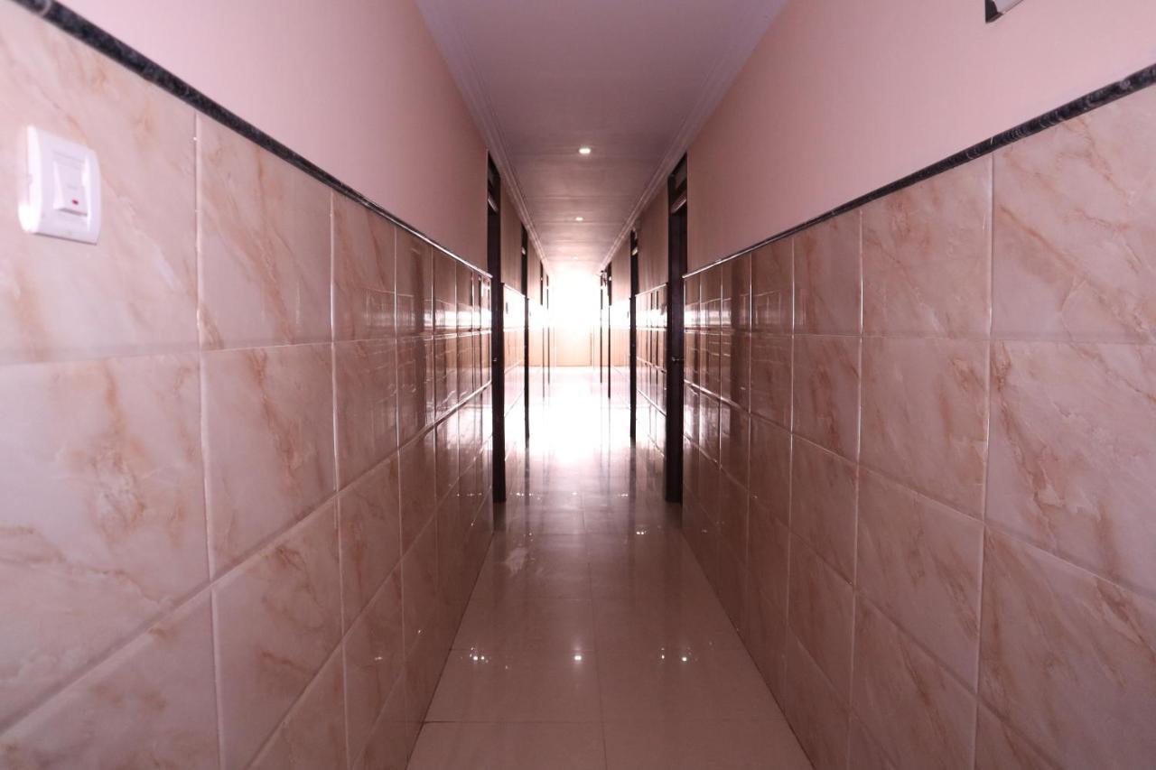 Smilestay Bns Lodge Bangalore Exteriör bild