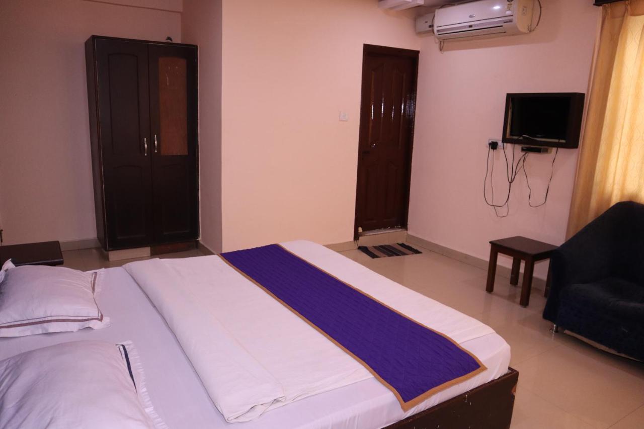 Smilestay Bns Lodge Bangalore Exteriör bild